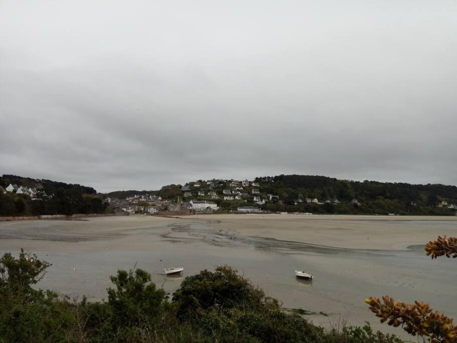 Appartement A 50M De La Plage Saint-Michel-en-Grève Kültér fotó